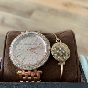 Michael Kors rose gold watch + matching bracelet